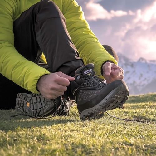 Outdoor Ayakkabı seçimi Outdoor Aktiviteler için Uygun Ayakkabı Seçimi Önerileri